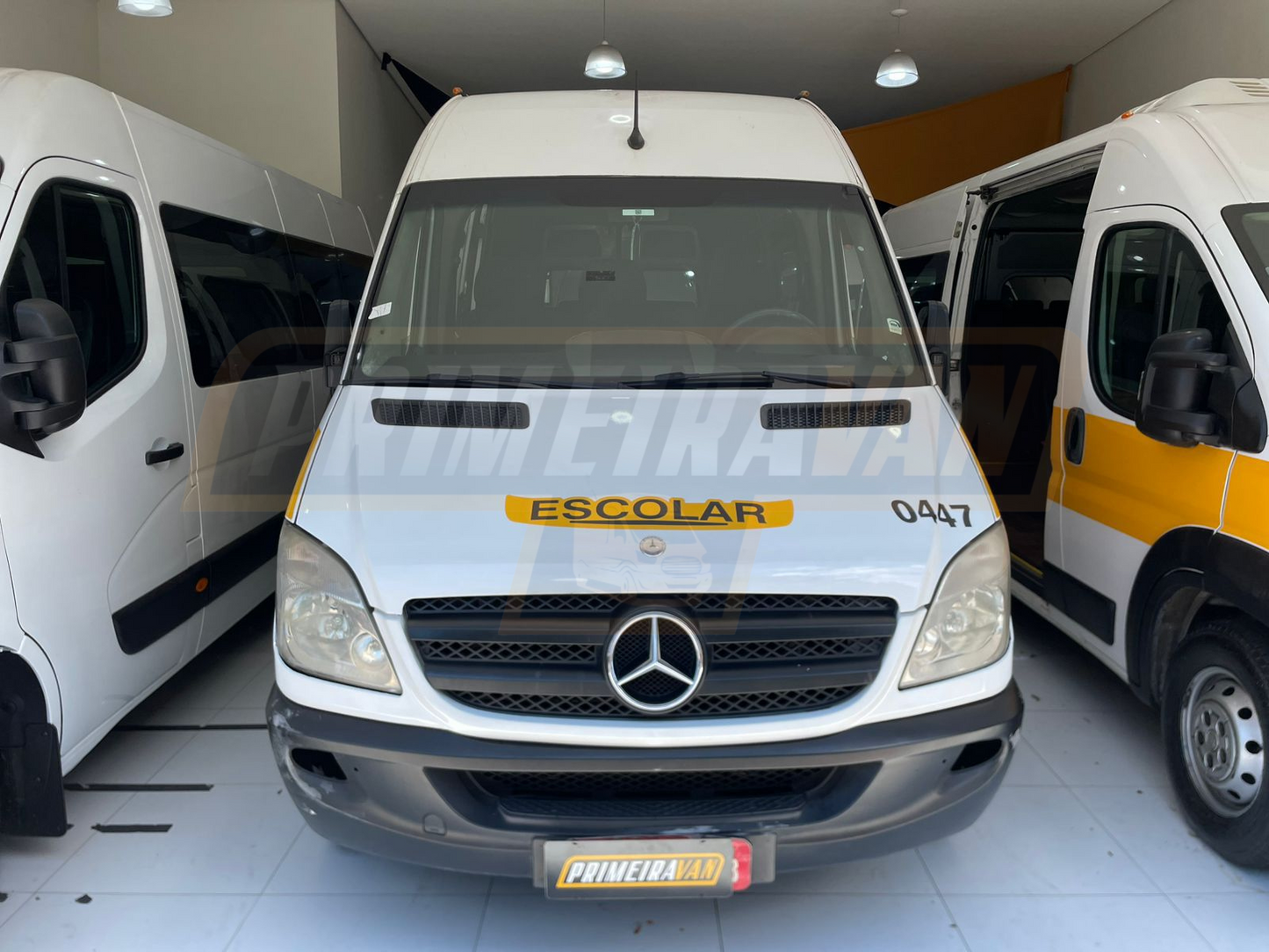 Mercedes-Benz Sprinter Escolar - 16 Lugares - 2012 - A Partir de R$ 149.900,00