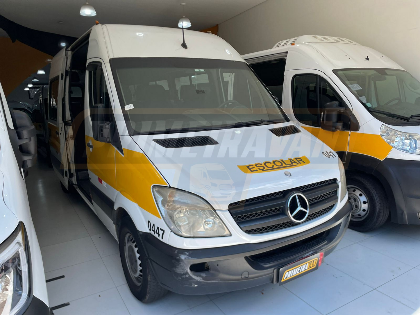 Mercedes-Benz Sprinter Escolar - 16 Lugares - 2012 - A Partir de R$ 149.900,00