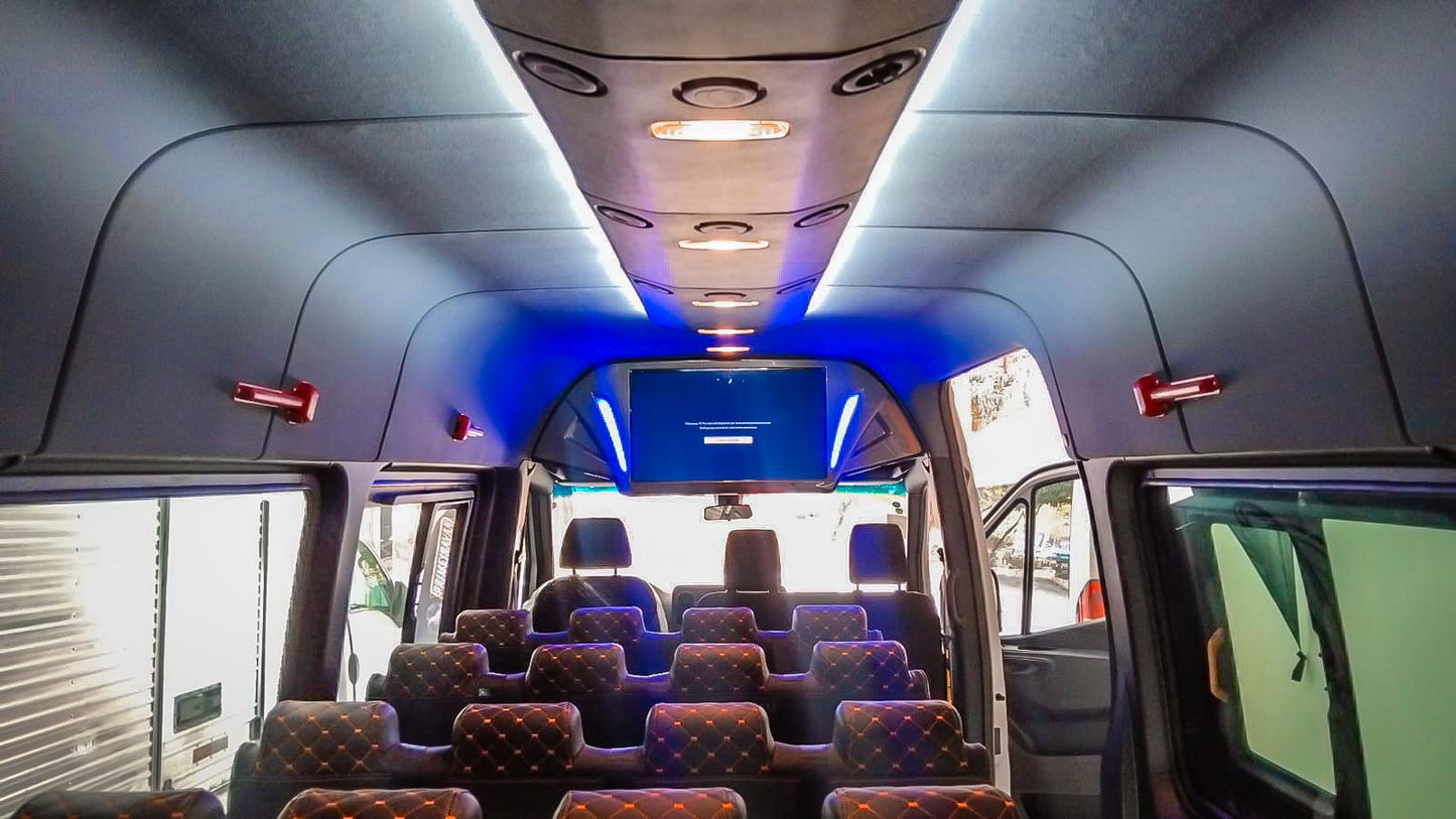 Mercedes Benz Sprinter 417 Escolar Extra Longa 2023-2024 28 lugares