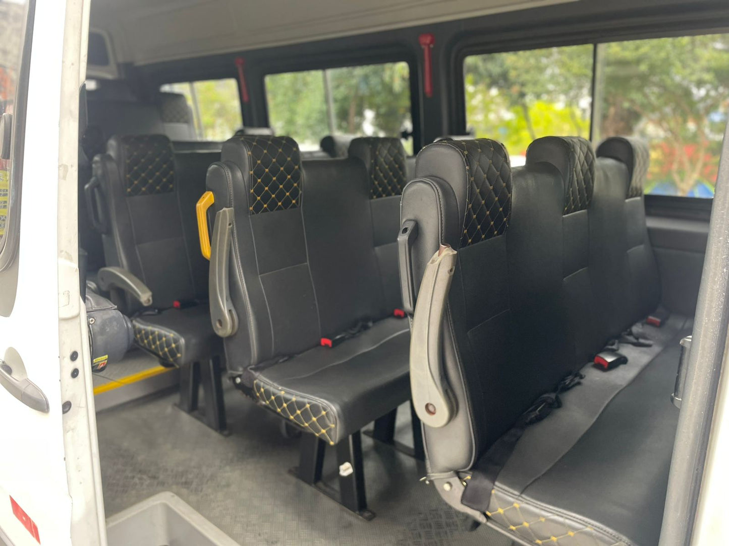 Mercedes Benz Sprinter ESC. 20 LUGARES - 2016/2017 VENDIDA!!! - R$ 209.900,00