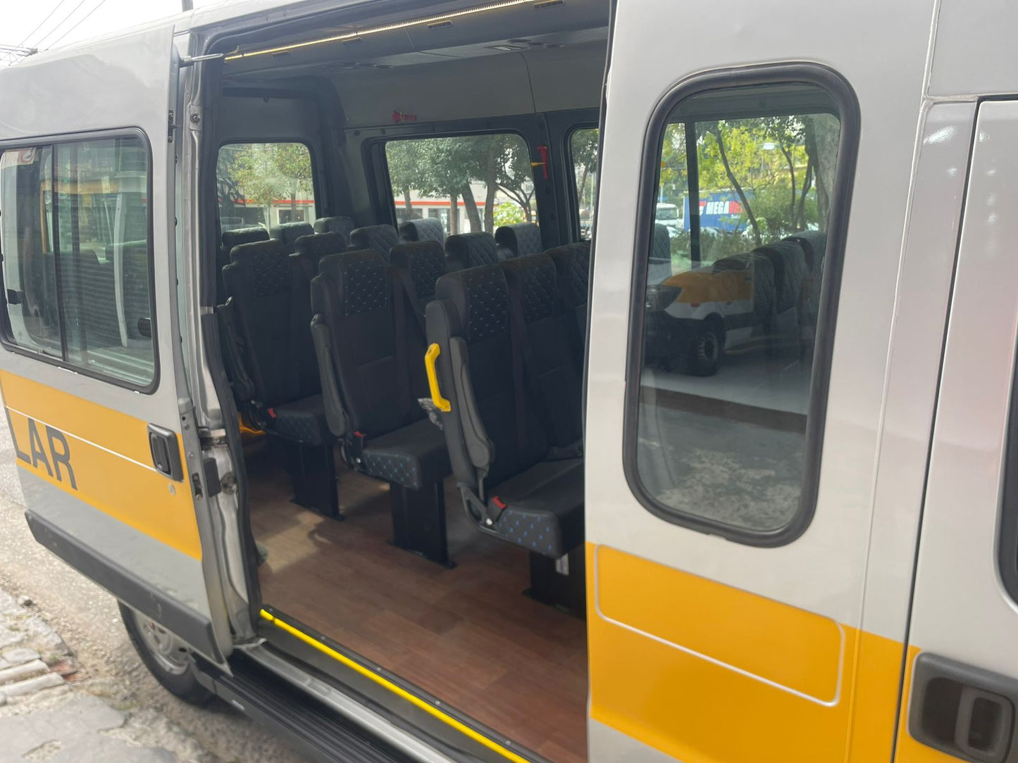 Fiat Ducato Escolar - 28 Lugares - 2014 - Usada R$159.900,00