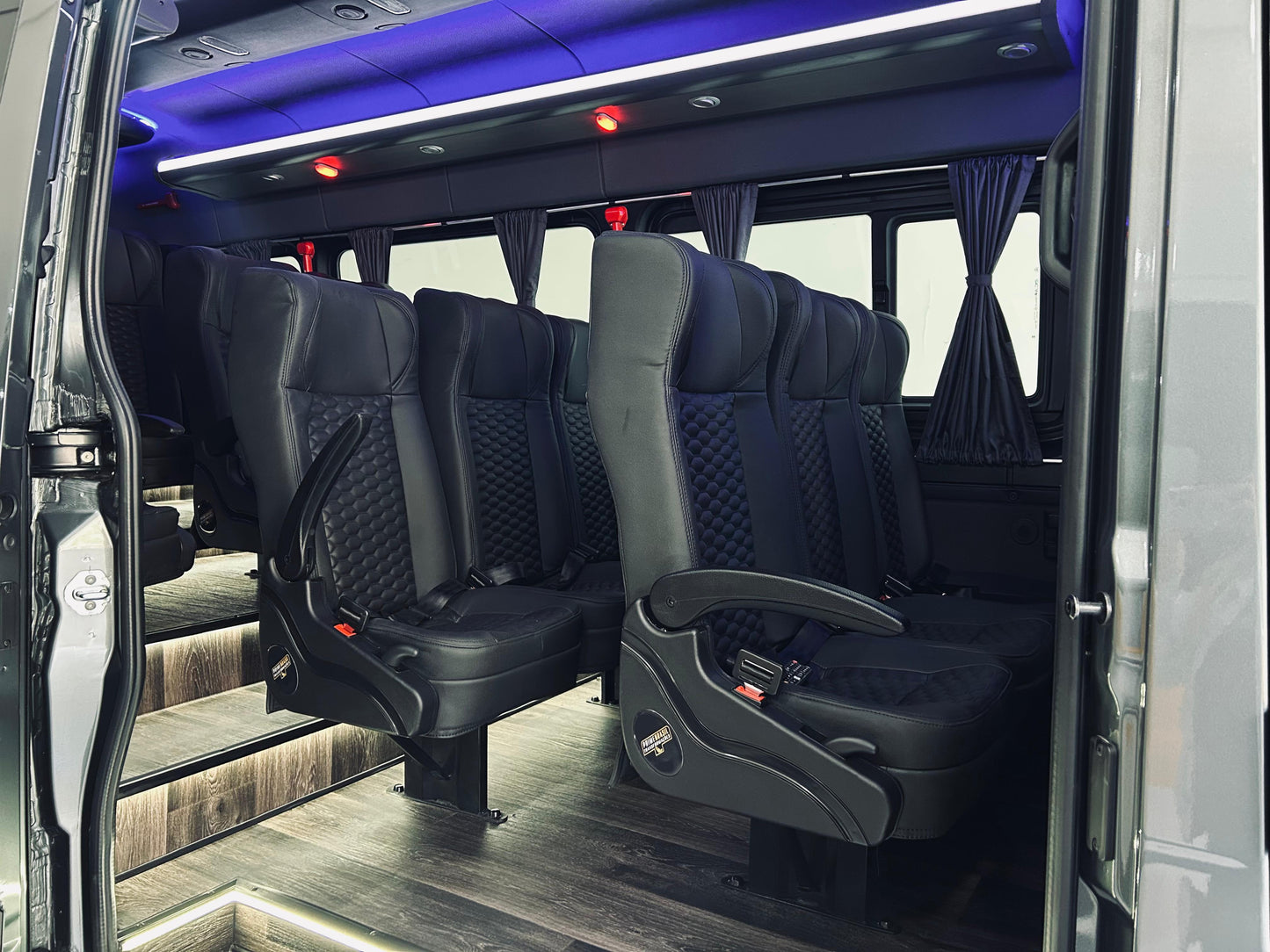 Mercedes Benz Sprinter 417 Executiva - A partir de 399.900,00