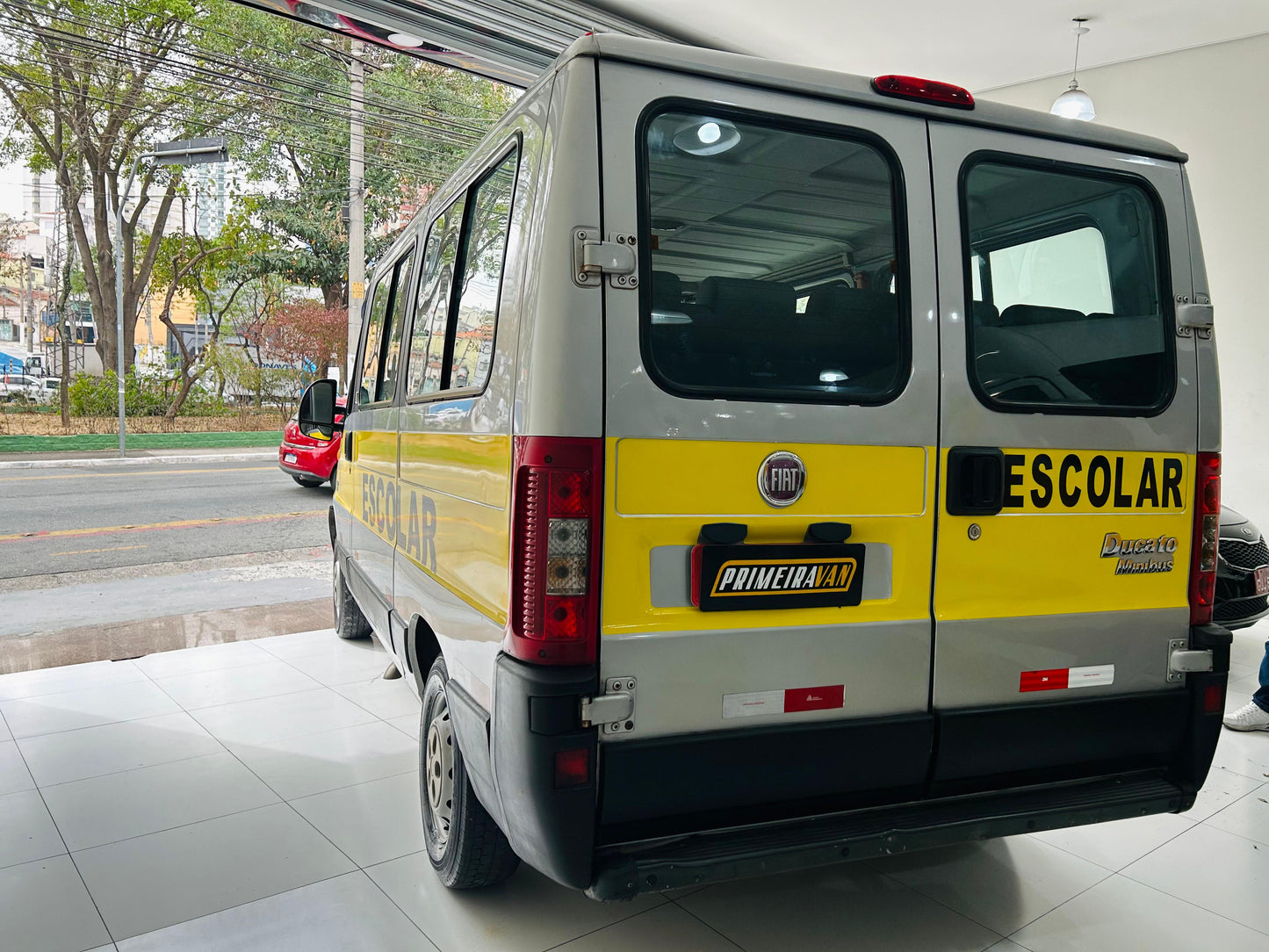Fiat Ducato T.B 2012/2013 Escolar Usado 24 Lugares R$144.900