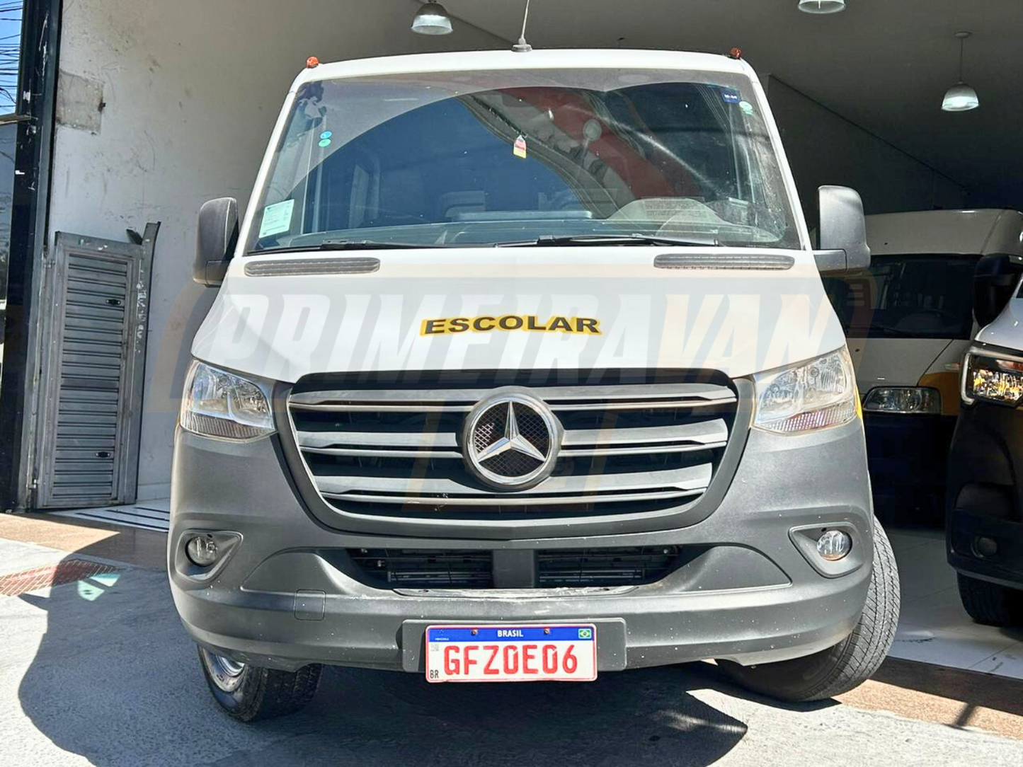 Mercedes-Benz Sprinter Escolar - 24 Lugares - 2021/2022 - A Partir de R$ 279.900,00