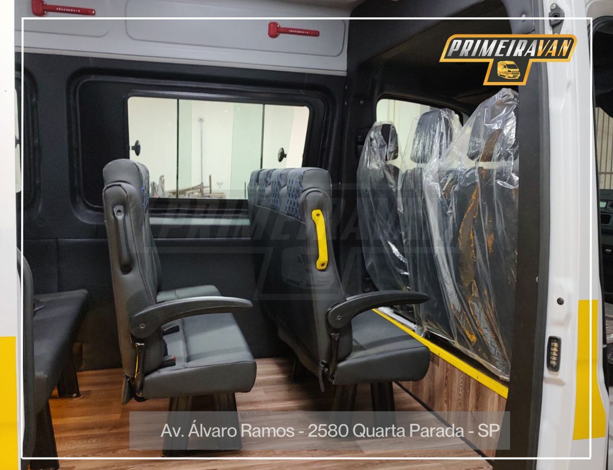 Sprinter 417 Escolar - 24 Lugares - LED, Patamar, Ar Condicionado Frontal e Traseiro - Zero Km - 2024/2025 A Partir de R$ 299.900,00