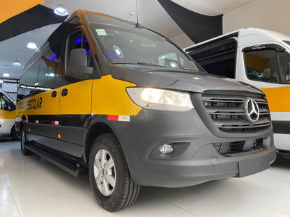 Sprinter 417 Escolar - 28 Lugares - LED, Patamar, Ar Condicionado Frontal e Traseiro - A Partir de R$335.900,00