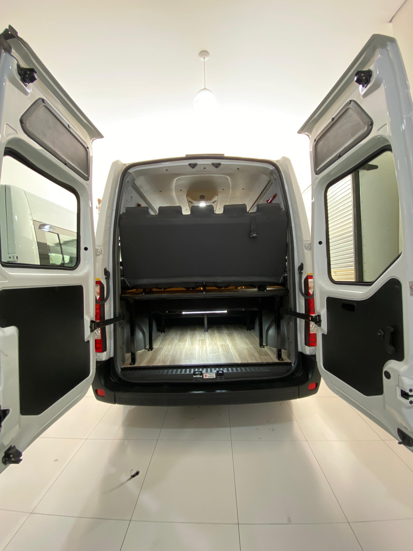 Renault Master Escolar - 20 ou 24 Lugares - Zero Km - 2025 - A partir de R$295.900,00