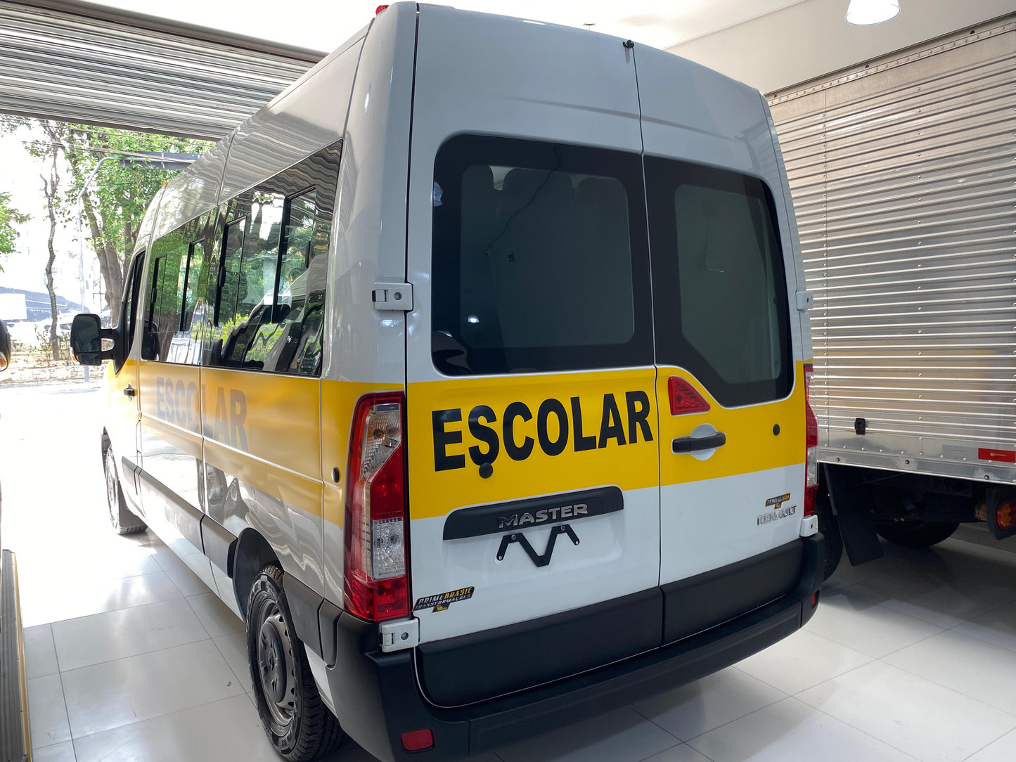 Renault Master Escolar - 20 ou 24 Lugares - Zero Km - 2025 - A partir de R$295.900,00