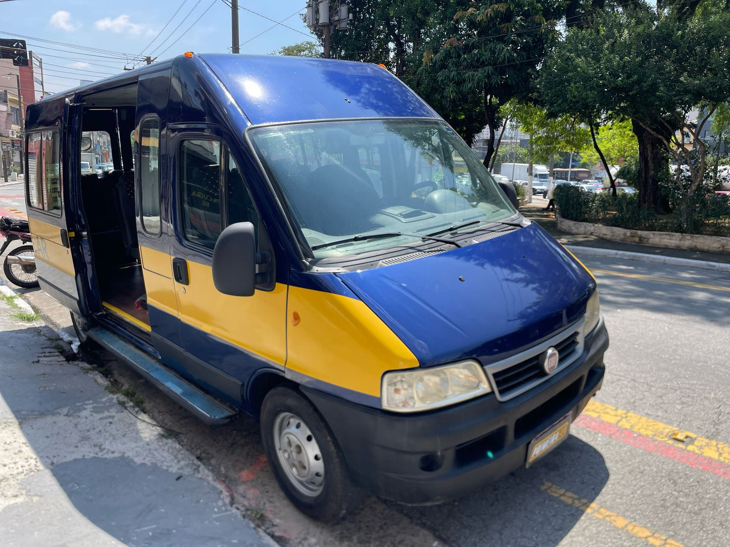 Fiat Ducato Escolar - 28 Lugares - 2013  - R$ 145.000,00