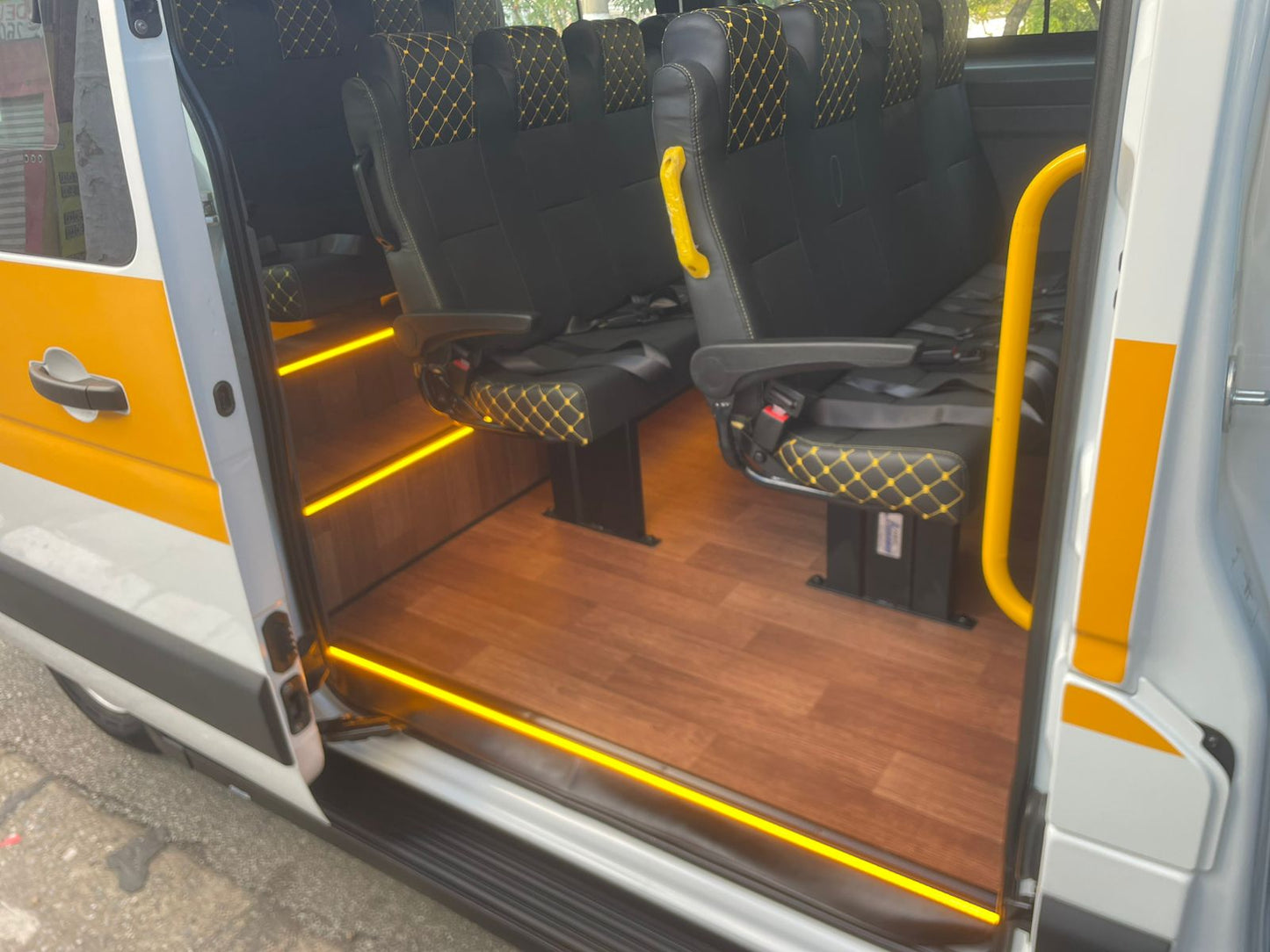 Master L2h2 Escolar 20 lugares 2025/2026 0km!!! - A partir de R$289.900