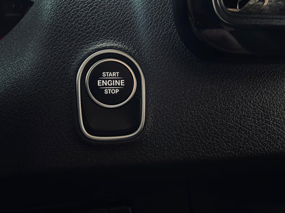 Mercedes-Benz Sprinter 417 Escolar  Kit Hitch 0KM- 28 Lugares - LED, Patamar, Ar Condicionado Frontal e Traseiro - A Partir de R$375.900,00