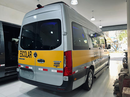 Mercedes-Benz Sprinter 417 Escolar  Kit Hitch 0KM- 28 Lugares - LED, Patamar, Ar Condicionado Frontal e Traseiro - A Partir de R$375.900,00